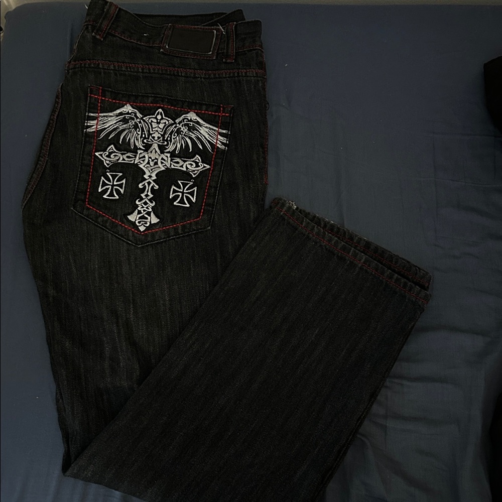 Men's embroidered jeans with red stitching